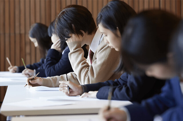 中学生の受験勉強はいつから始めるべき? 1日何時間やればいい？
