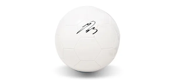 直筆サイン入りミニボール