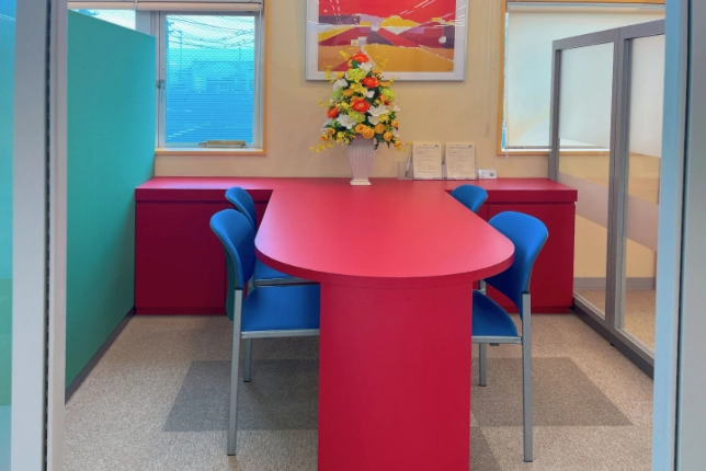 赤塚校の面談スペース