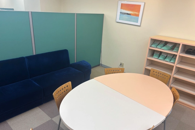 綾瀬校の校舎風景