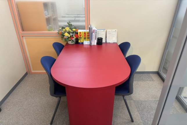 あざみ野校の面談スペース