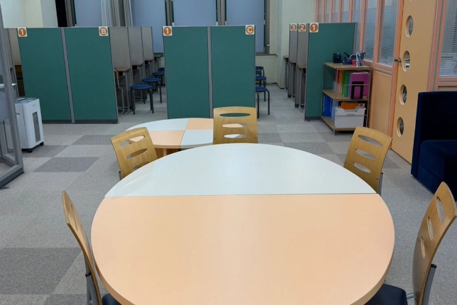 八王子校の校舎風景