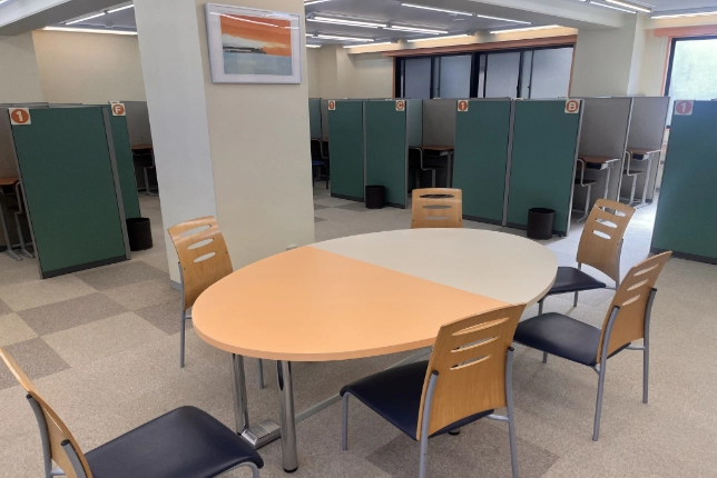 東大宮校の校舎風景