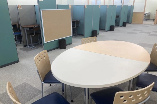 東大和校の校舎風景