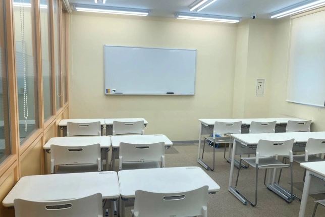 東大和校の自習室