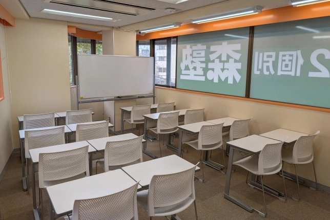 石橋阪大前校の自習室