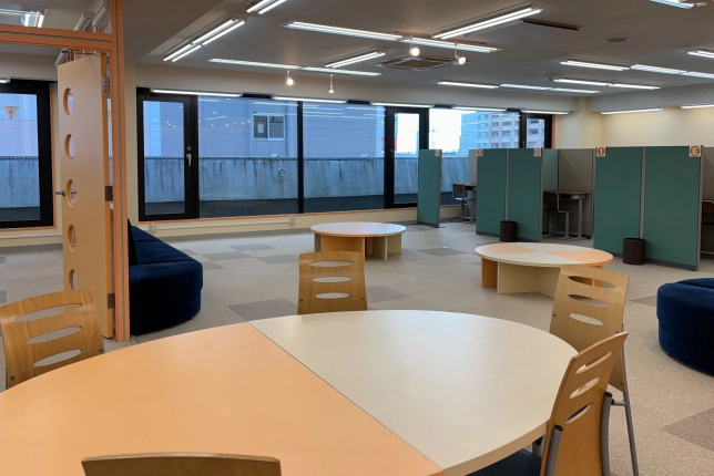 市川校の校舎風景