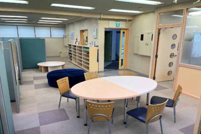 伊勢原校の校舎風景