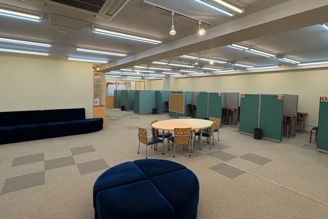 小平校の校舎風景