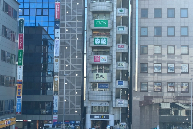 川越駅前校の外観