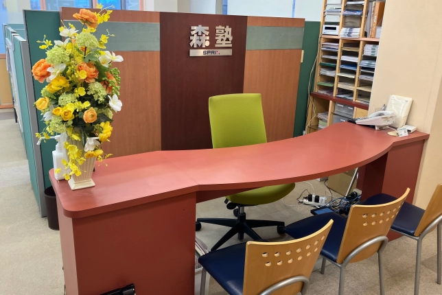 熊谷校の面談スペース