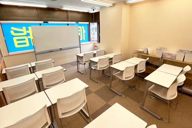 上新庄校の自習室