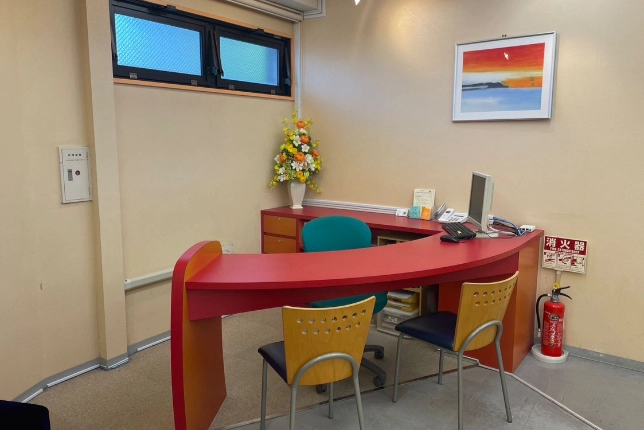 上大岡校の面談スペース