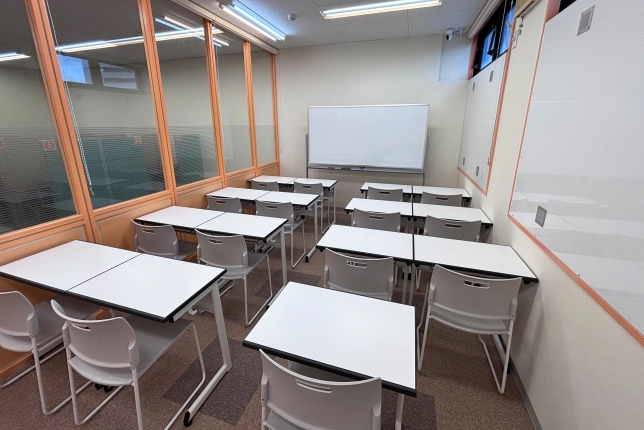 香里園校の自習室