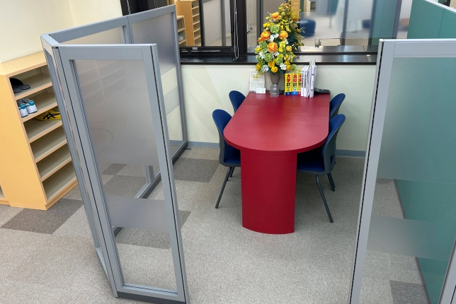 鎌取校の面談スペース