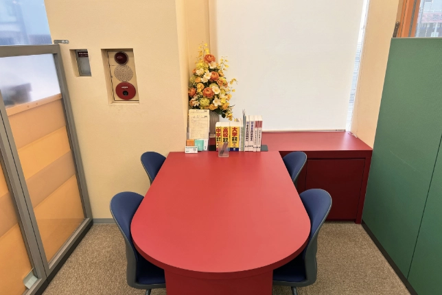 清瀬校の面談スペース