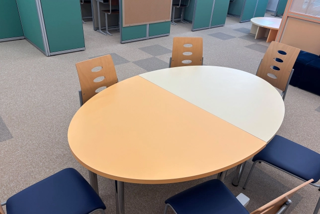 樟葉校の校舎風景