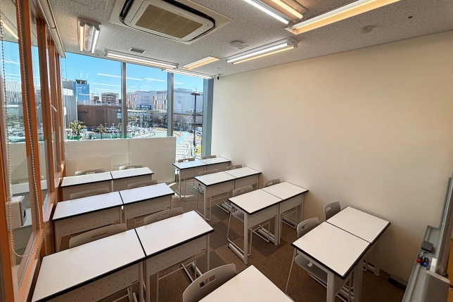 樟葉校の自習室