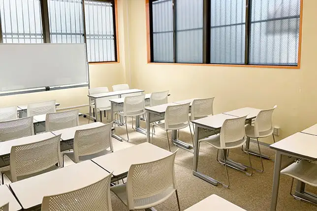加須校の自習室