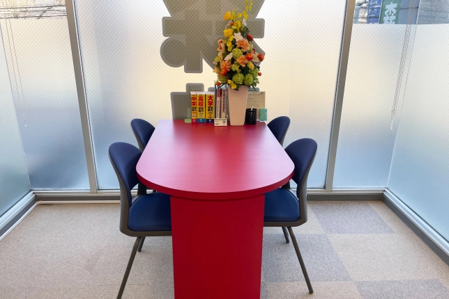 宮崎台校の面談スペース