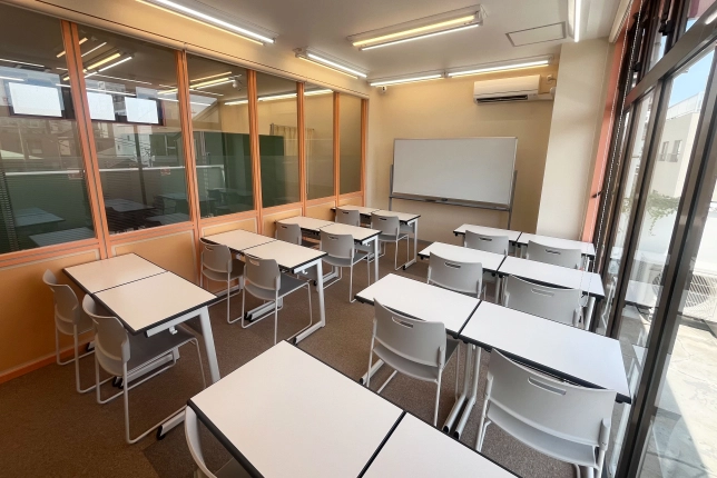 沼津校の自習室
