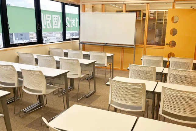 新石切校の自習室