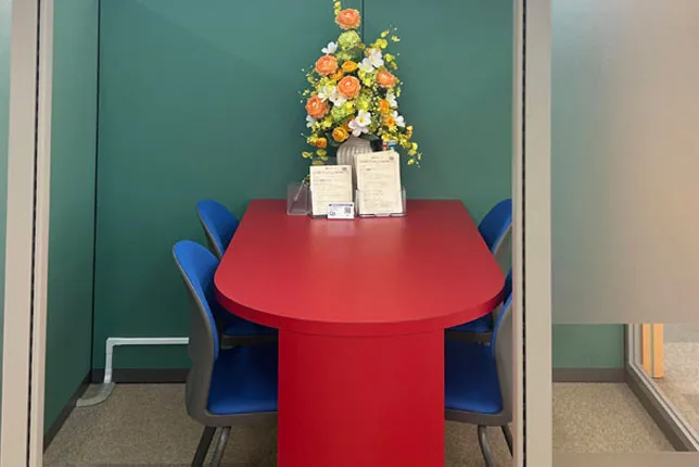 新石切校の面談スペース