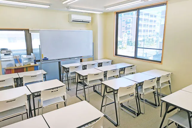 坂戸校の自習室