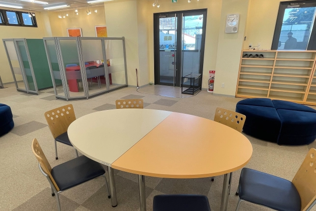 新検見川校の校舎風景