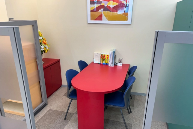 高田馬場校の面談スペース