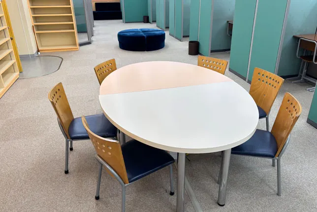 立川校の校舎風景