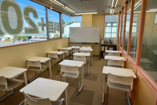 鶴ヶ島校の自習室