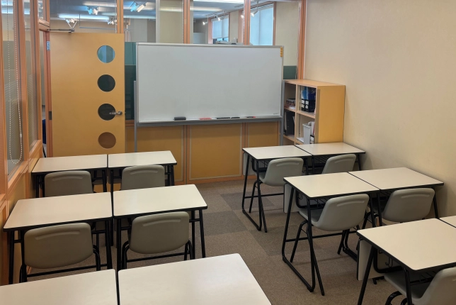 辻堂校の自習室
