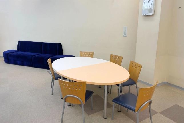 戸塚西口校の校舎風景