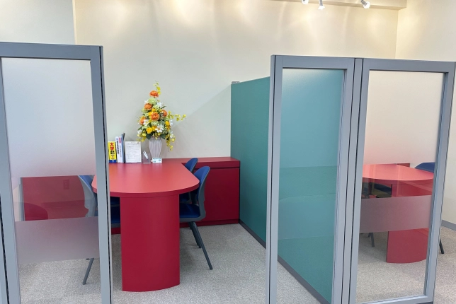 和田町校の面談スペース