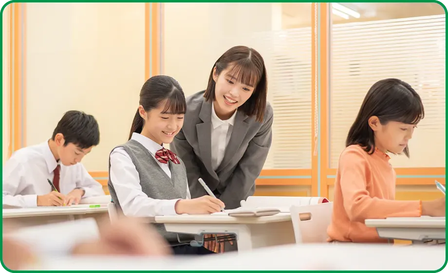 特訓部屋で指導を受ける生徒