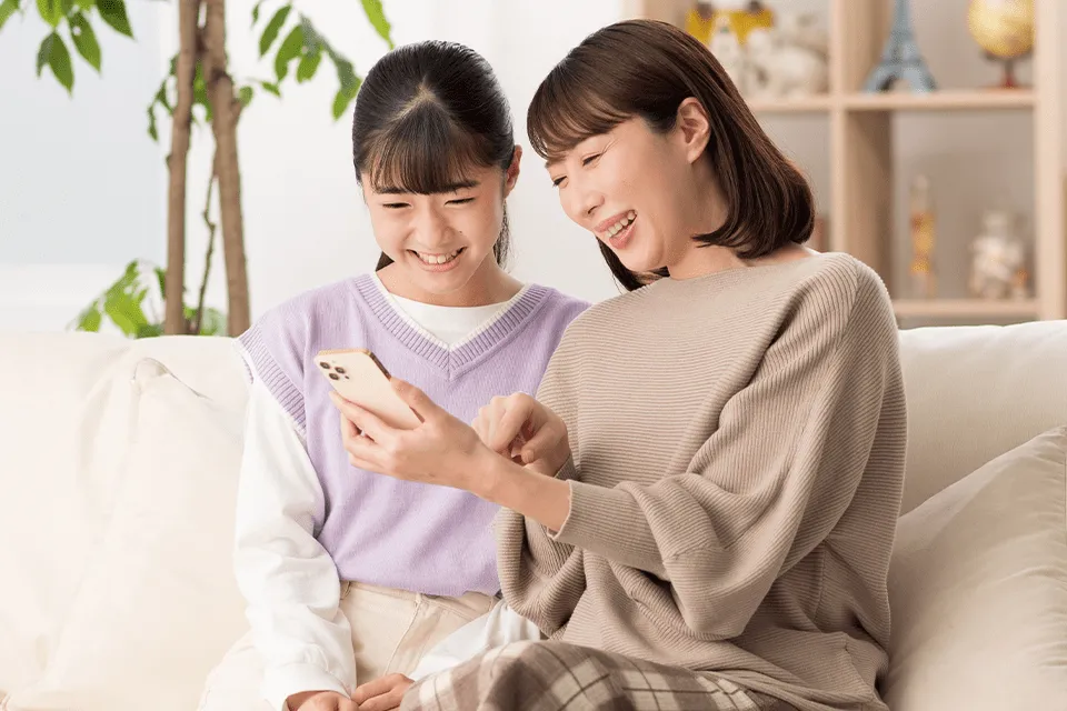 お電話か資料請求でご連絡ください